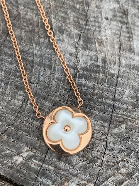 louis vuitton b blossom price|Louis Vuitton color blossom pendant.